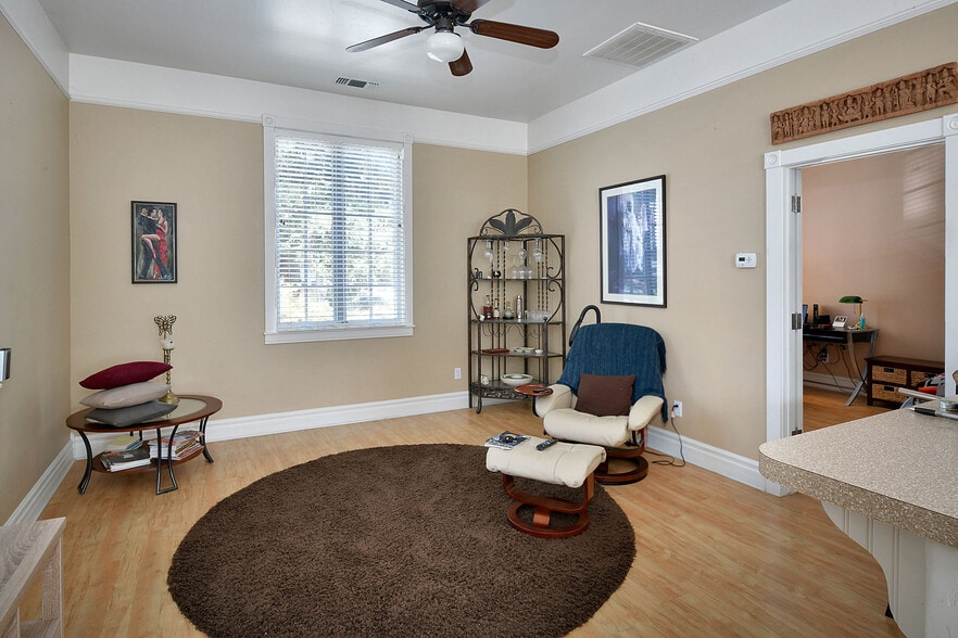 More Photos Of 100 Union St, Nevada City Office For Sale