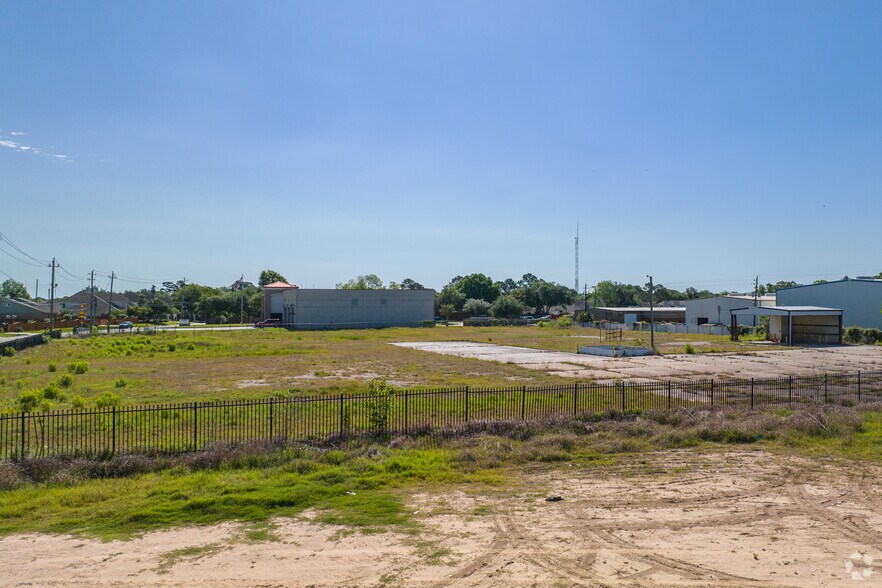 More Photos Of TX-146 & E. Meyer St, Seabrook Land For Sale