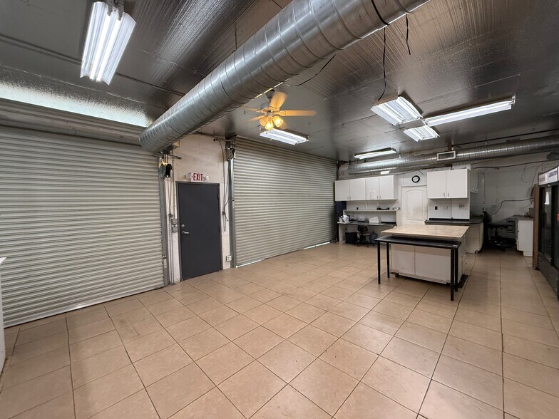 More Photos Of 7304 Canby Ave, Reseda Apartments For Sale
