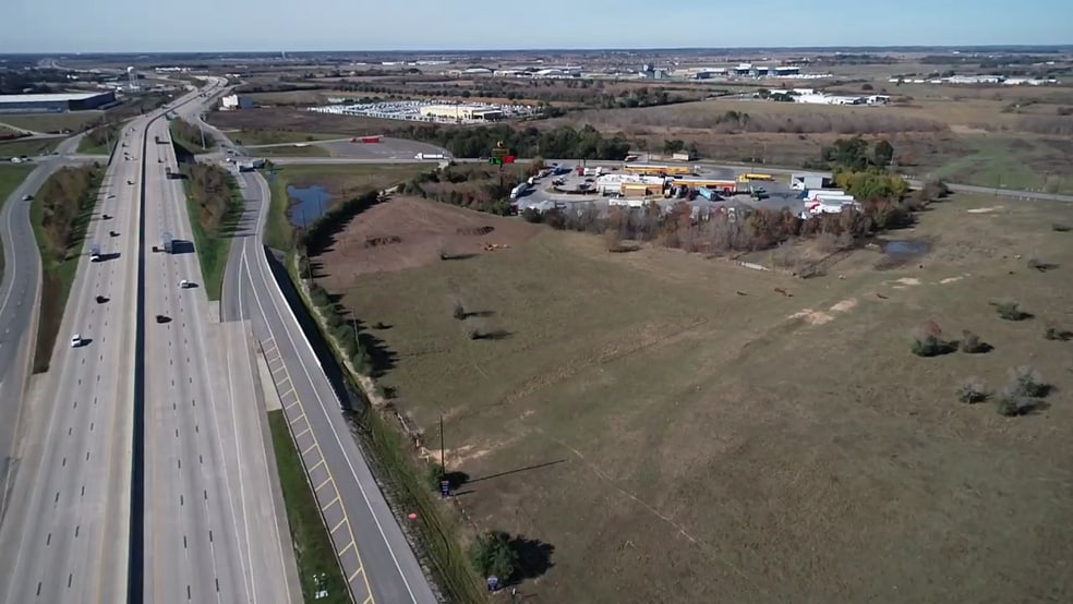 More Photos Of 30725 FM 2920 Rd, Waller Unknown For Lease