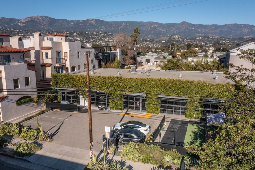 More Photos Of 116 Anacapa St, Santa Barbara Storefront For Lease