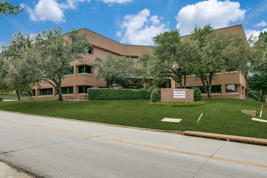 More Photos Of 1400 Corporate Dr, Irving Office For Lease