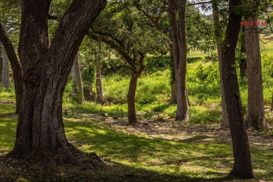 More Photos Of 50500 Interstate 10 W, Comfort Office For Sale