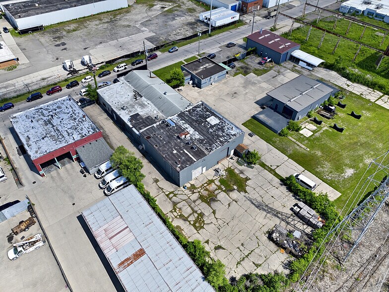 More Photos Of 12925 Auburn St, Detroit Warehouse For Sale