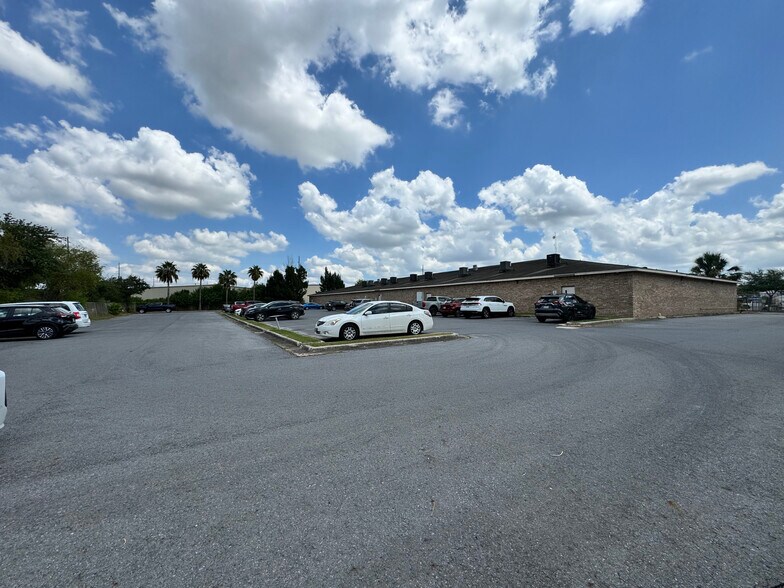 More Photos Of 1060 MacKintosh Dr, Brownsville Office For Sale