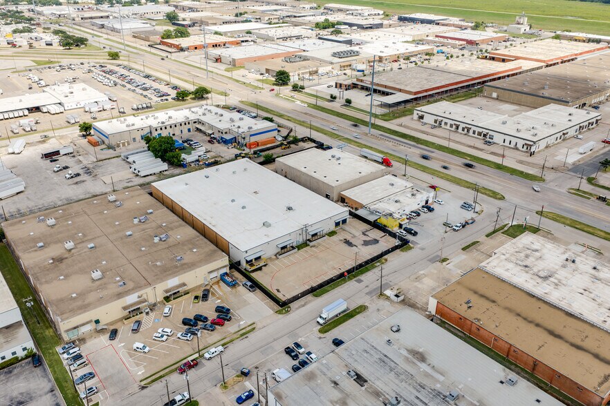 More Photos Of 5020-5022 Sharp St, Dallas Manufacturing For Sale