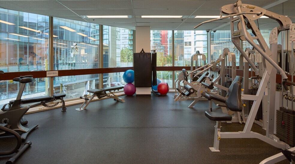 More Photos Of 1140 W Pender St, Vancouver Office For Lease