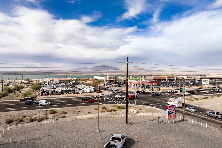 More Photos Of 951 Lake Havasu Ave N, Lake Havasu City Showroom For Sale