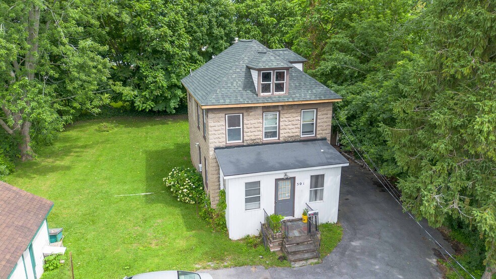 More Photos Of 301 E North St, Geneva Apartments For Sale