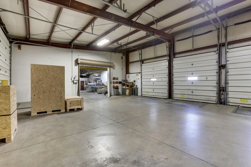 More Photos Of 2591 Harrison Rd, Columbus Warehouse For Sale
