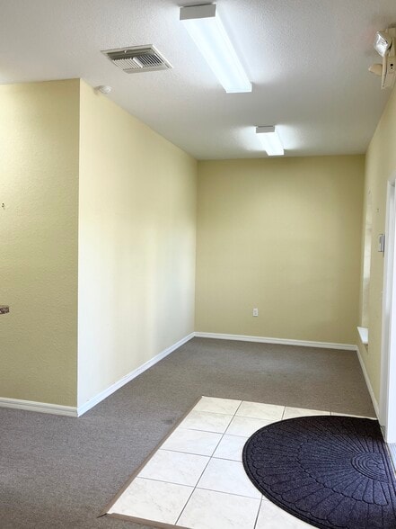 More Photos Of 700-706 State Road 60 E, Lake Wales Medical For Lease