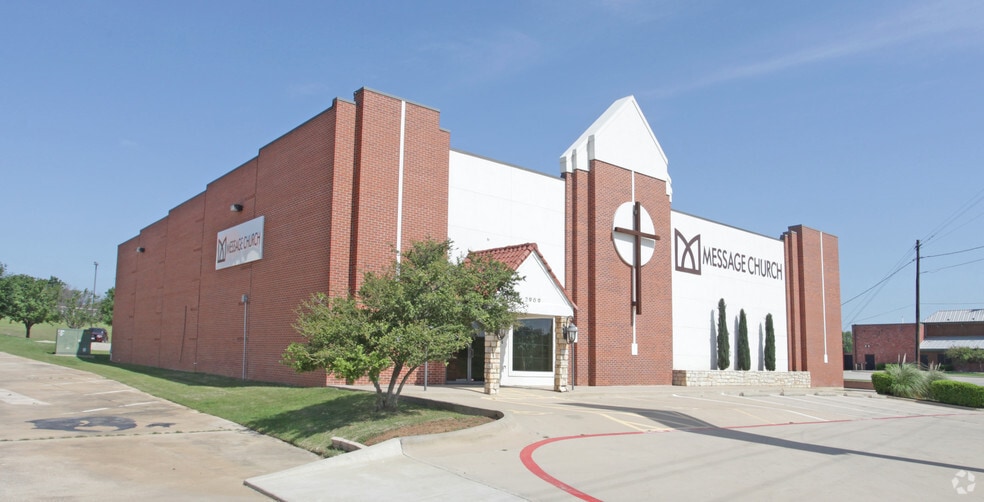 Primary Photo Of 2909 State Highway 121, Bedford Religious Facility For Sale