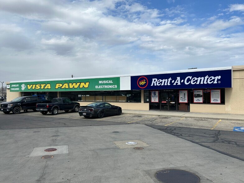 More Photos Of 130 Caldwell Blvd, Nampa General Retail For Lease