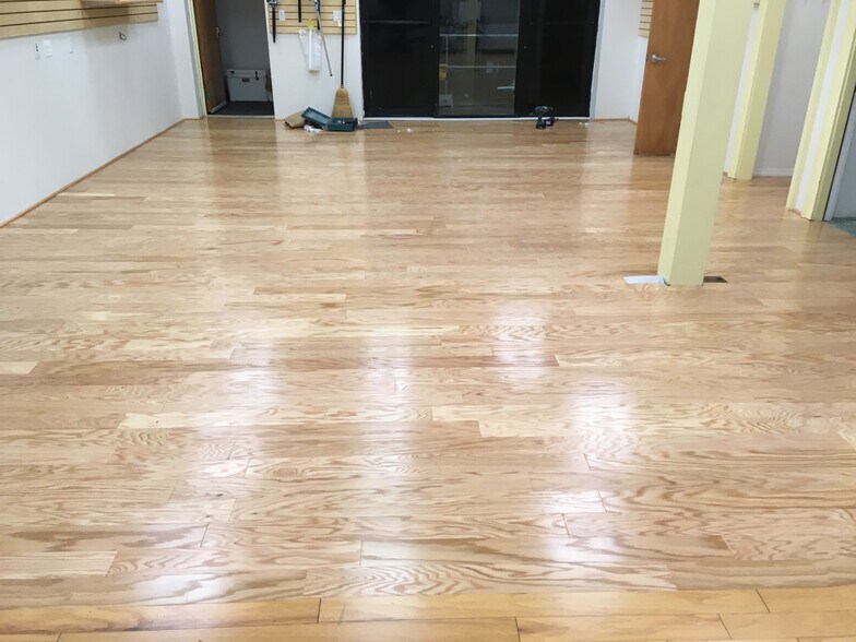 More Photos Of 377 Woodcleft Ave, Freeport Storefront Retail Residential For Sale