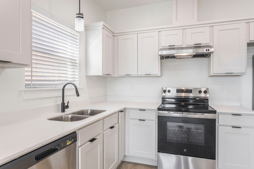 More Photos Of 11501 N Oklahoma Ave, Oklahoma City Apartments For Sale