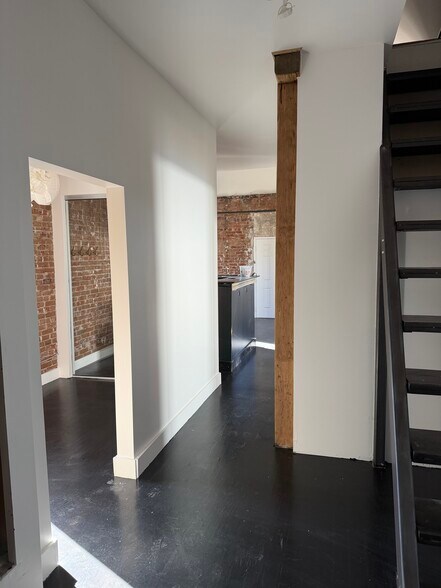 More Photos Of 466 Santa Fe Dr, Denver Office Residential For Lease