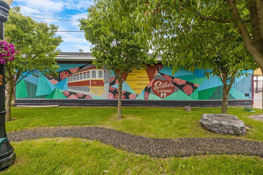 More Photos Of 105 N Main St, North Syracuse Medical For Sale