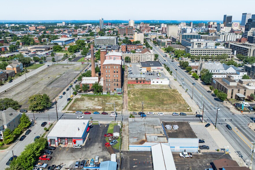 More Photos Of 430-440 E Broadway and Finzer, Louisville Land For Sale