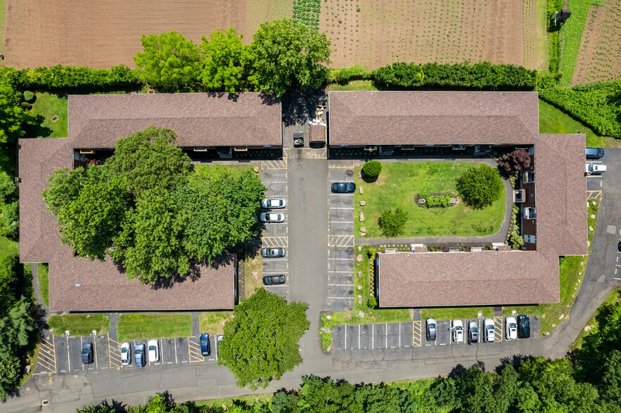 More Photos Of 162-164 Coe Ave, East Haven Apartments For Sale