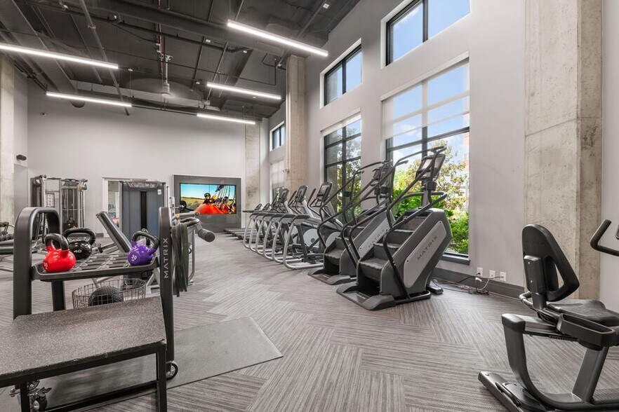 More Photos Of 145 New Bern St, Charlotte Apartments For Lease
