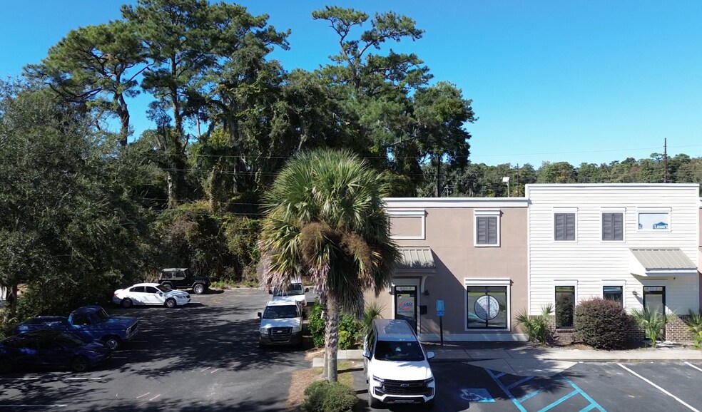 More Photos Of 820 Parris Island Gtwy, Beaufort Freestanding For Sale