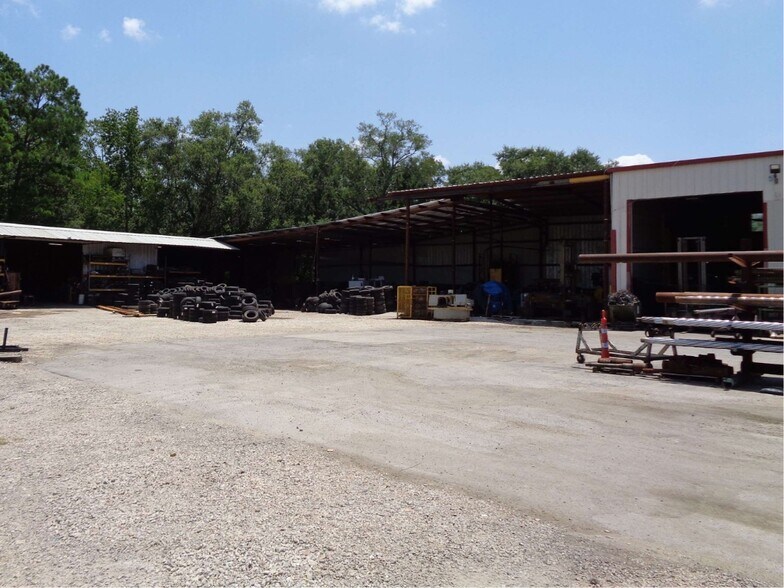 More Photos Of 16911 Pickering Rd, Conroe Warehouse For Sale