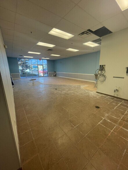 More Photos Of 11100 SW 93 Court Rd, Ocala Unknown For Lease