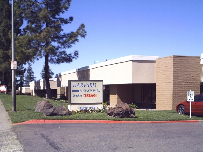 Primary Photo Of 5777 Madison Ave, Sacramento Medical For Lease