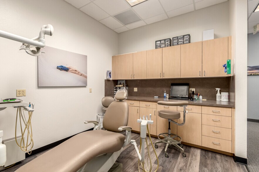 More Photos Of 1355 S Higley Rd, Gilbert Medical For Lease