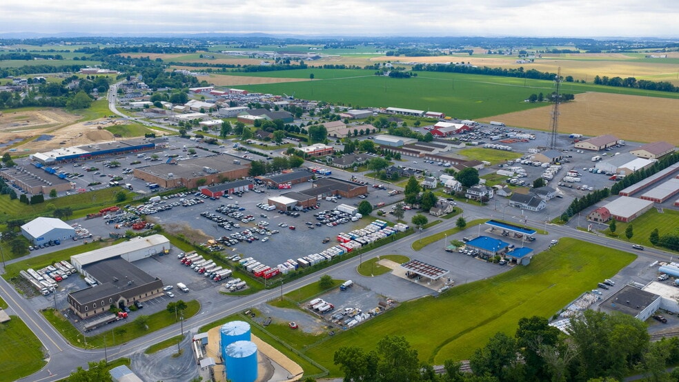 More Photos Of 84 Doe Run Rd, Manheim Medical For Lease