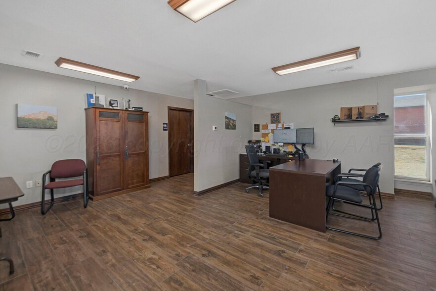 More Photos Of 4533 Canyon Dr, Amarillo Industrial For Sale