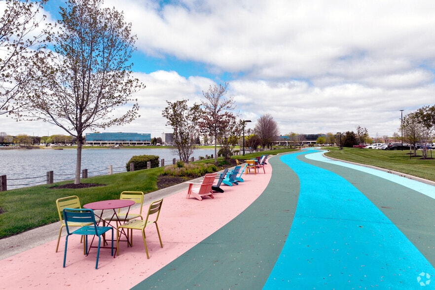 More Photos Of 9355 Delegates Row, Indianapolis Unknown For Lease