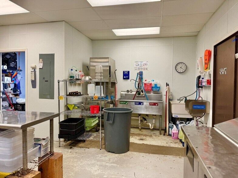 More Photos Of 52 Main St, Mount Pleasant General Retail For Sale