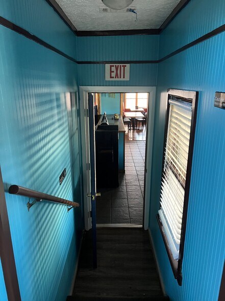 More Photos Of 406 N Piedmont Ave, Rockmart Restaurant For Sale
