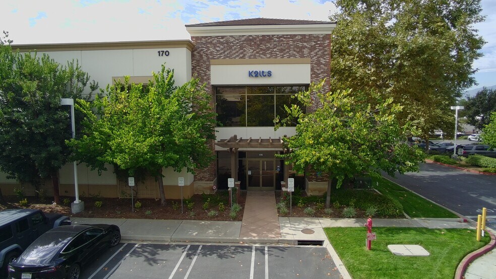 More Photos Of 170 E Arrow Hwy, San Dimas Office For Sale