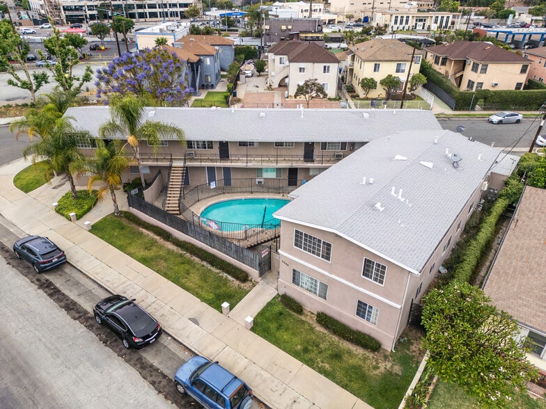More Photos Of 5245 Via San Delarro St, Los Angeles Apartments For Sale
