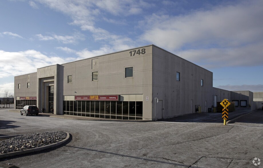 Primary Photo Of 1748 Creditstone Rd, Vaughan Flex For Lease