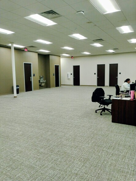More Photos Of 3809 W Business 83, Harlingen General Retail For Sale