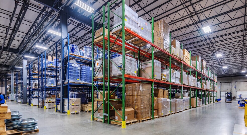 More Photos Of 719 N Regional Rd, Greensboro Warehouse For Lease