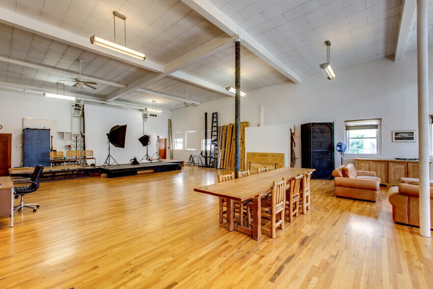 More Photos Of 2101-2111 W 29th Ave, Denver Loft Creative Space For Lease