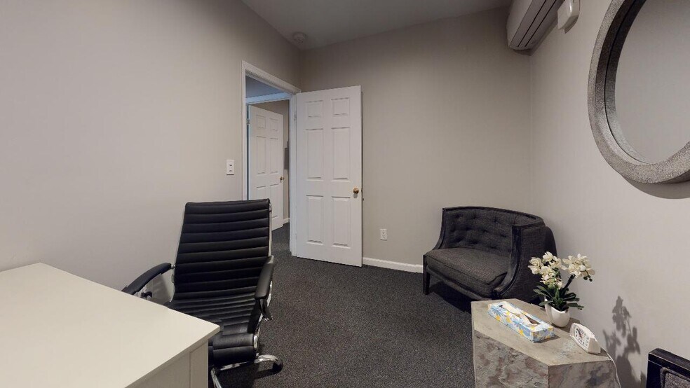 More Photos Of 98120 Queens Blvd, Rego Park Apartments For Sale