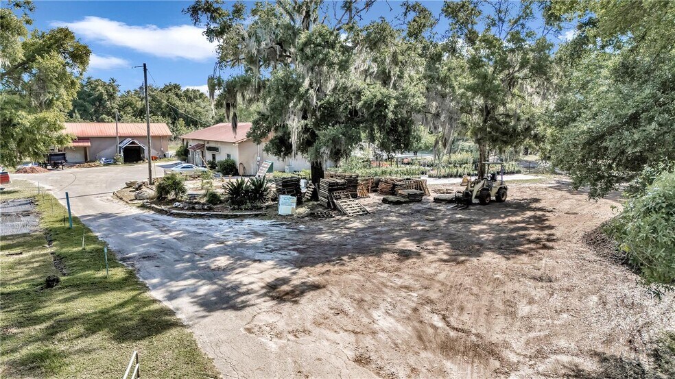 More Photos Of 7846 SW State Road 200, Ocala Garden Center For Sale
