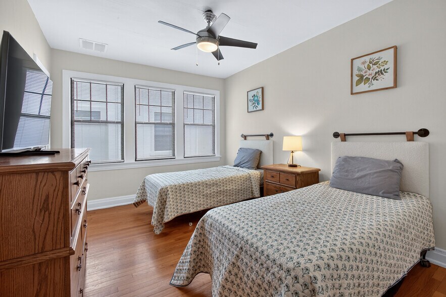 More Photos Of 1710 River Rd, Jacksonville Apartments For Sale