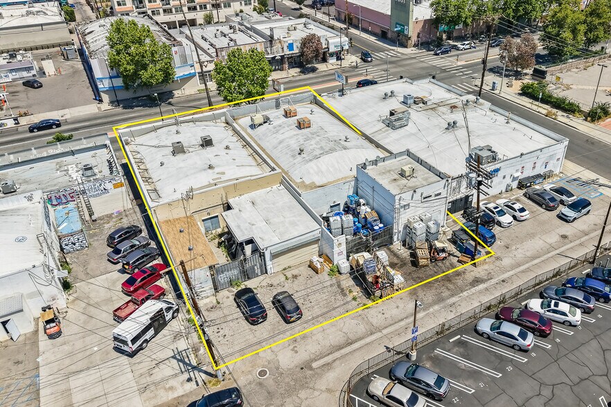 More Photos Of , Reseda General Retail For Sale