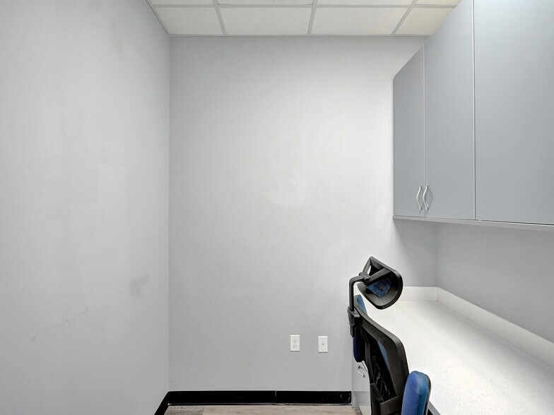 More Photos Of 8080 Pasadena Blvd, Pembroke Pines Rehabilitation Center For Sale