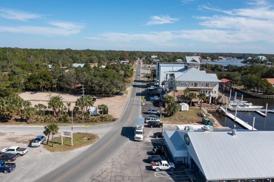 More Photos Of 1606 3rd Ave SE, Steinhatchee Lodge Meeting Hall For Sale