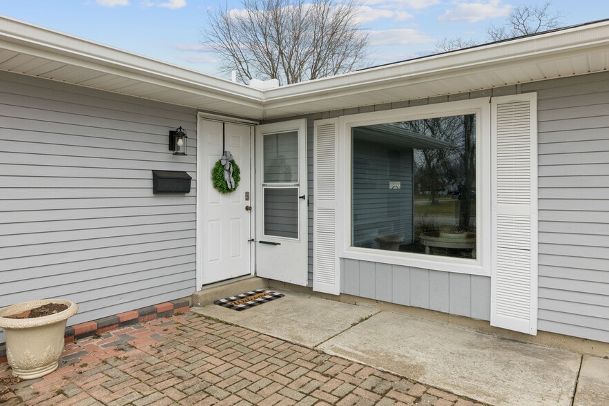 More Photos Of , Mason Specialty For Sale