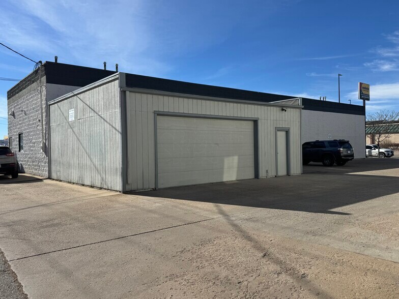 More Photos Of 1640 S Broadway, Denver Warehouse For Sale