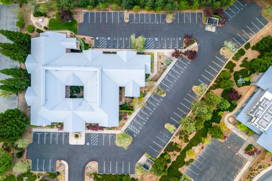 More Photos Of 140 Litton Dr, Grass Valley Medical For Lease