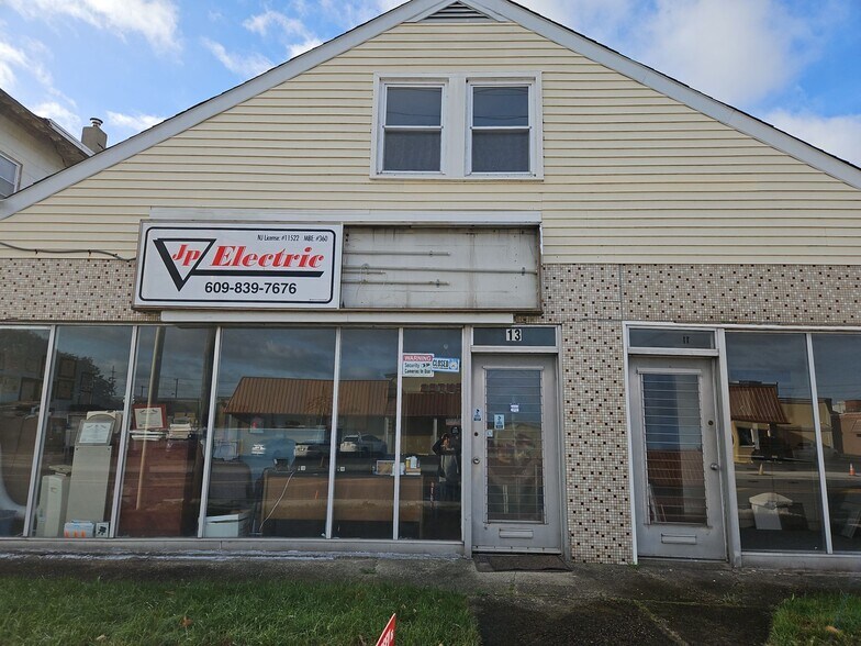 More Photos Of 11-13 Black Horse Pike, Pleasantville General Retail For Lease